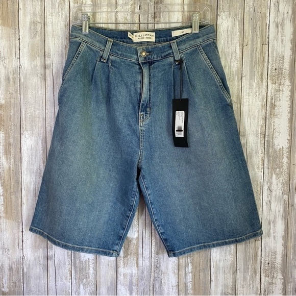 NWT Nili Lotan Julie Faded Wash Knee Shorts - Picture 2 of 8